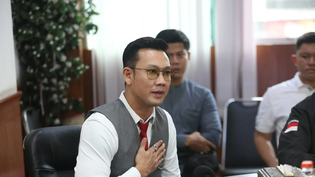 Denny Sumargo