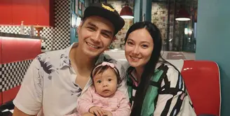 Asmirandah dan Jonas Rivanno (Instagram/asmirandah89)