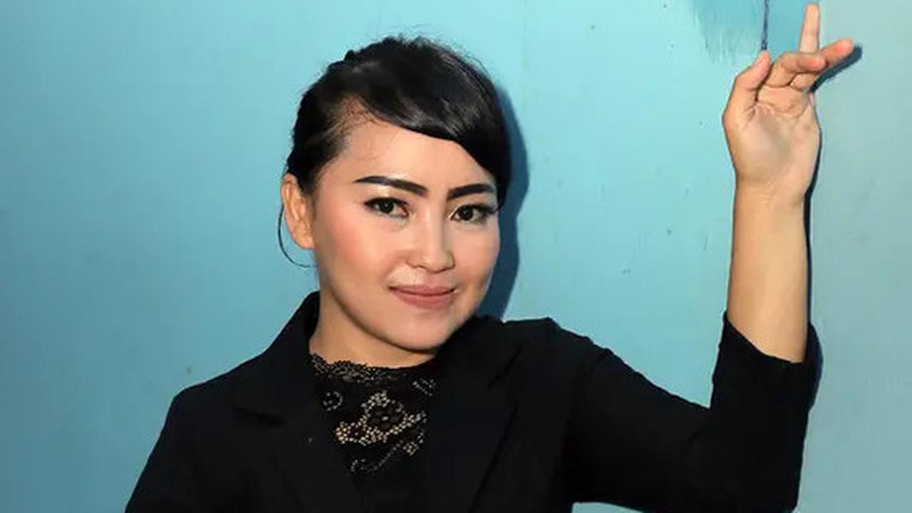 Kisah Mpok Alpa Setelah Curhatan Viral Dihadiahi Rp10 Juta oleh Alfamart