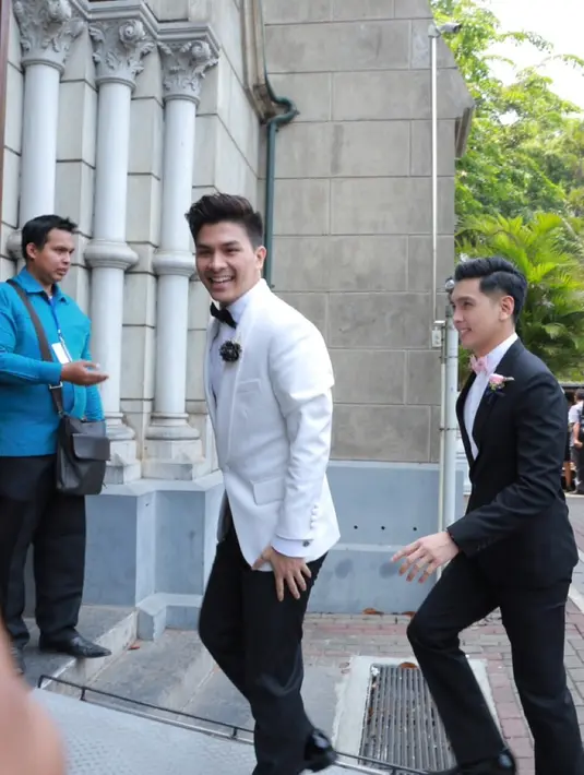 Setelah melewati lika-liku masa pacaran, hubungan Chelsea Olivia dan Glenn Alinskie memasuki babak baru. (Galih W. Satria/Bintang.com)