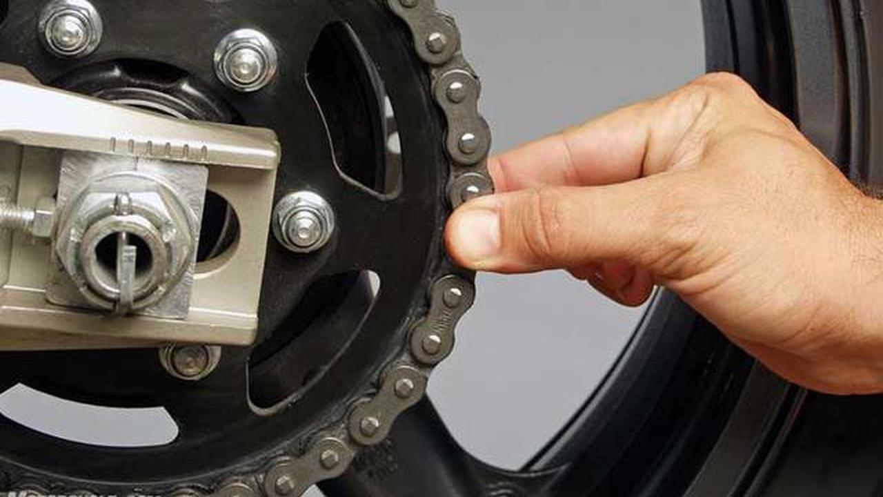 Rantai Motor Kendur? Jangan Langsung Dipotong! Ini Risikonya