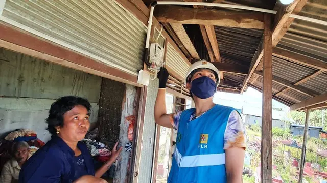 PLN berhasil melistriki 560 keluarga yang bermukim di wilayah terpencil Sulawesi Selatan dengan investasi sebesar Rp 3,6 miliar. (Dok PLN)