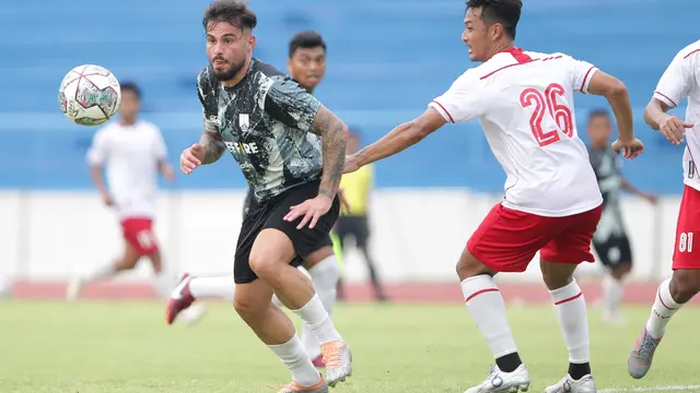 Persis Solo