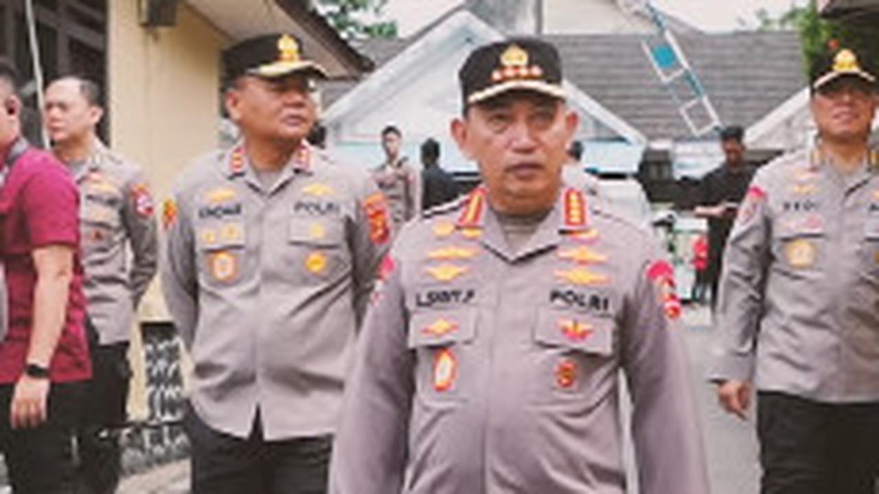 Muka Tegang Bripda saat Kapolri Tiba-Tiba Datang ke Kantornya 'Layani Warga dengan Baik