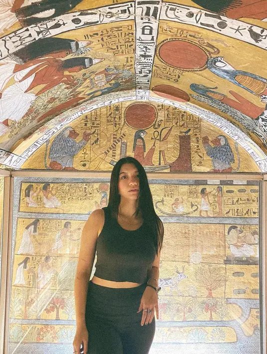 Meski popularitasnya tak segila dulu, karier Cassandra terbukti masih konsisten di dunia akting. [Instagram @cassandraslee]