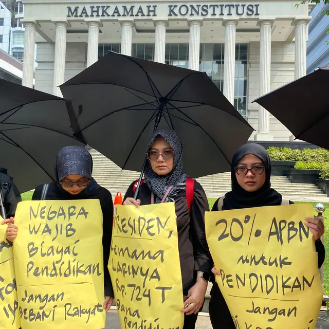 JPPI Gelar Aksi Teatrikal dan Bacakan Surat Terbuka saat Hardiknas. (Dok: JPPI)