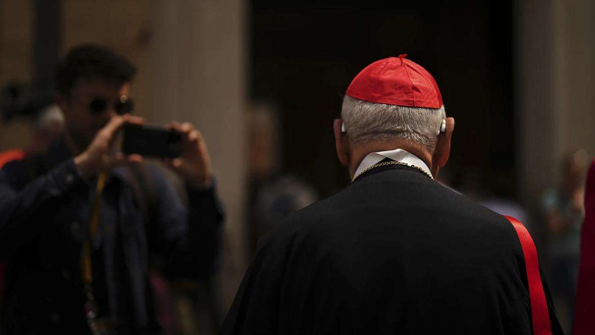 100 Petugas Konklaf Vatikan Disumpah, Rahasia Pemilihan Paus Dijaga Ketat