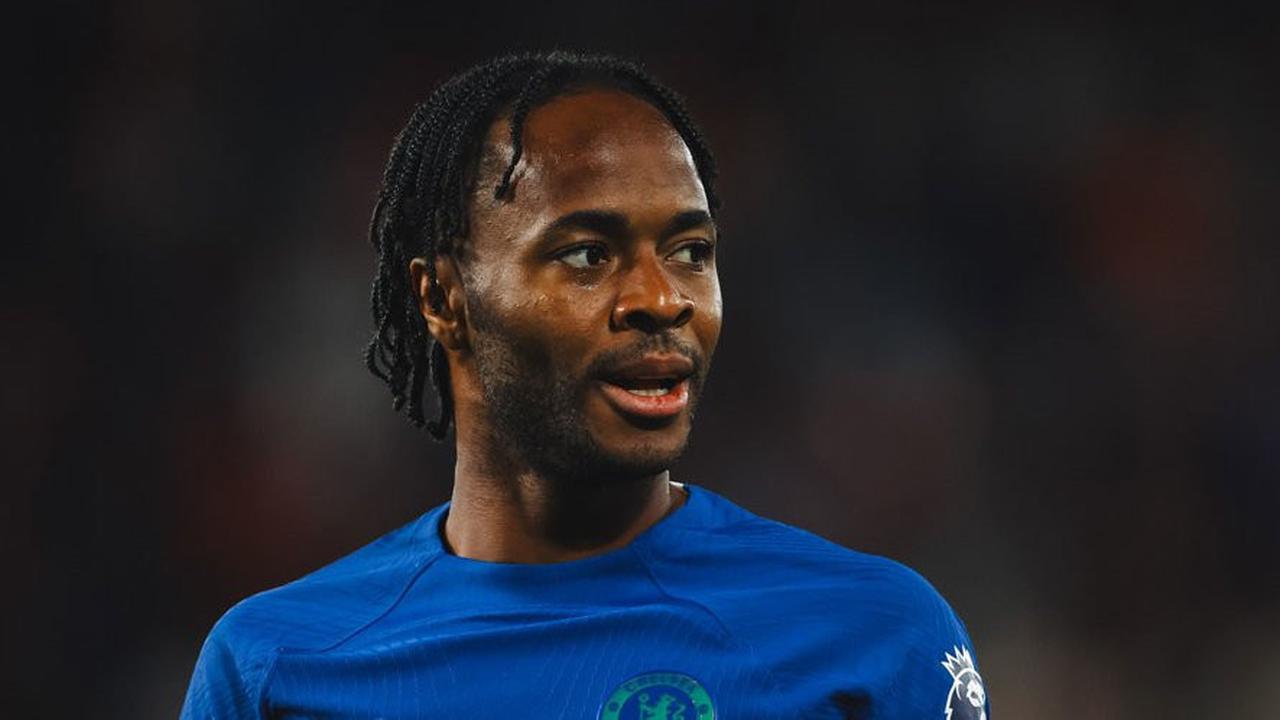 Keras! Pemain Senior Ini Anggap Raheem Sterling Tak Dibutuhkan Manchester United