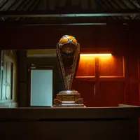 Port FC &amp; Oxford United Tembus Final: Sejarah Baru, Trofi Piala Presiden Bakal Terbang ke Luar Negeri