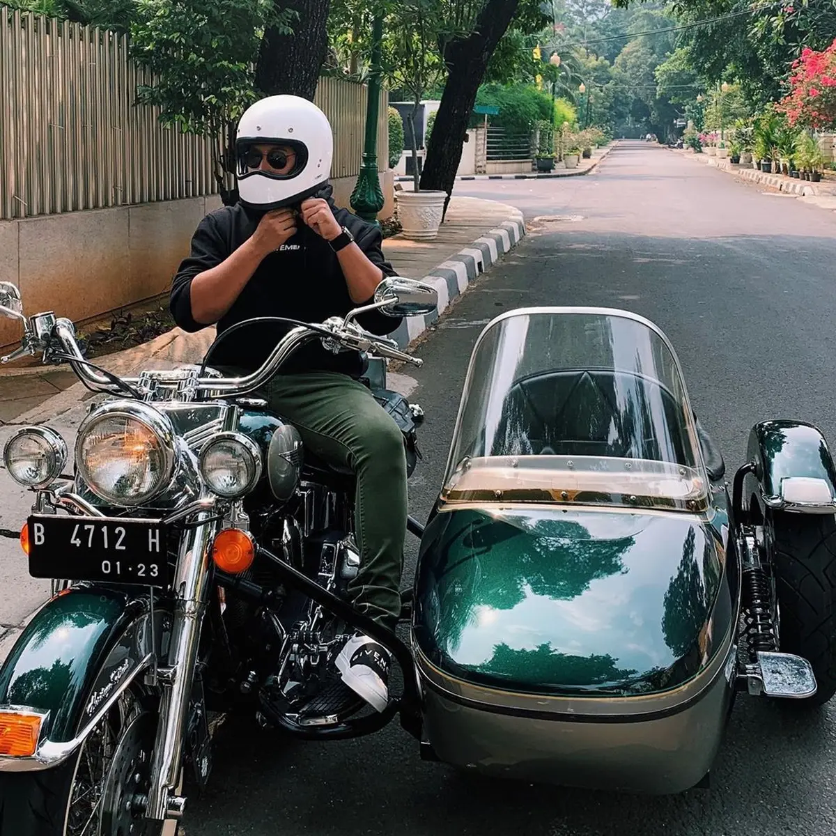 Gaya Cucu Soeharto Tunggangi Moge Sang Kakek Otomotif Liputan6