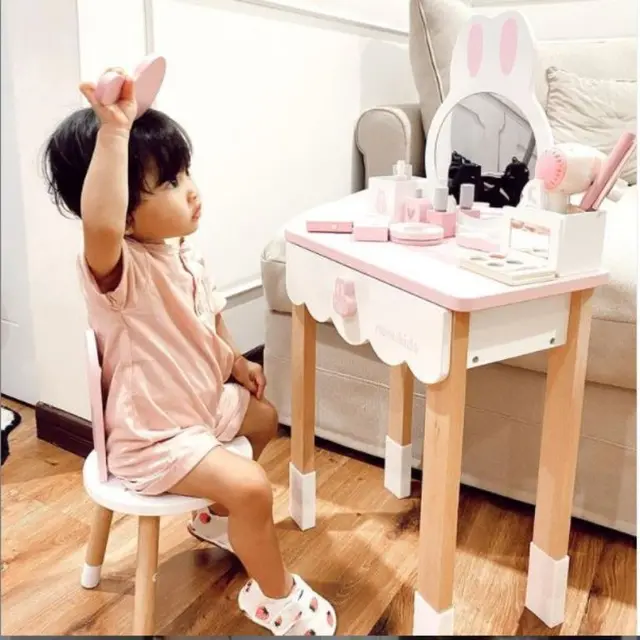Baru 1 Tahun, Putri Syahnaz Sadiqah Sudah Punya Meja Rias Sendiri