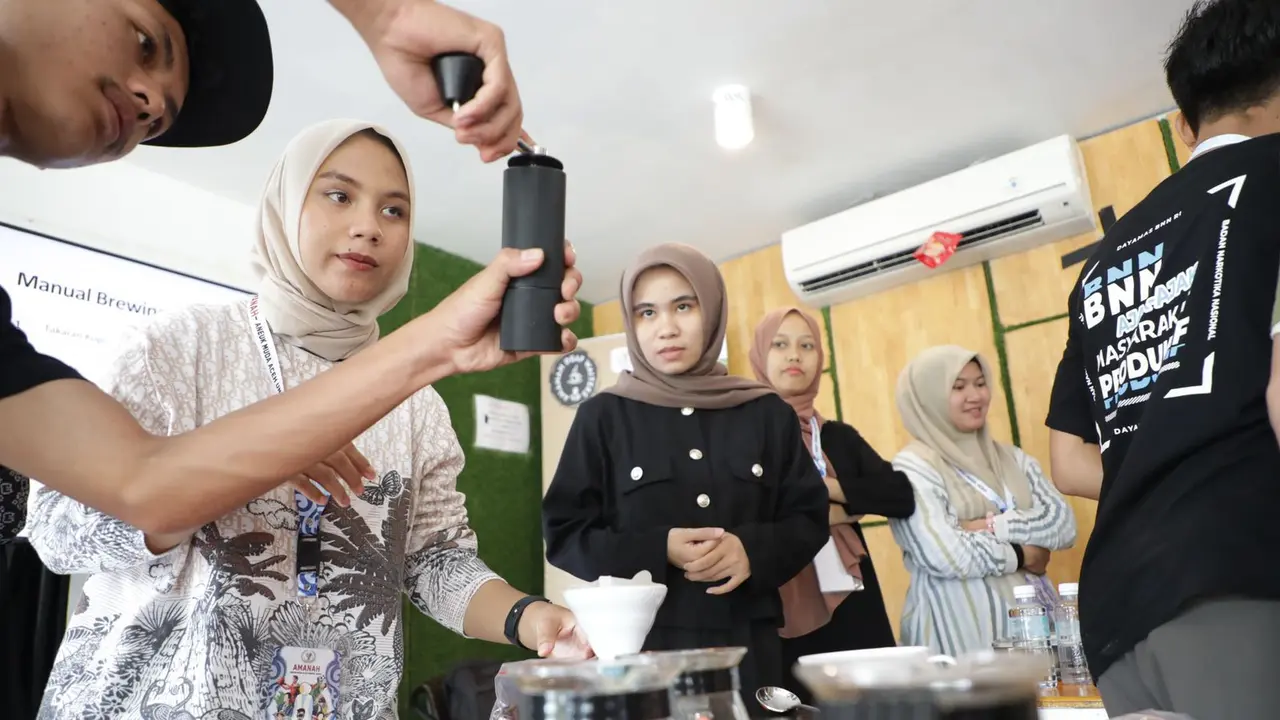 Aneuk Muda Aceh Unggul Hebat (AMANAH) memfasilitasi penyandang disabilitas untuk menguasai teknik dari produk olahan kopi khas Aceh (Istimewa)