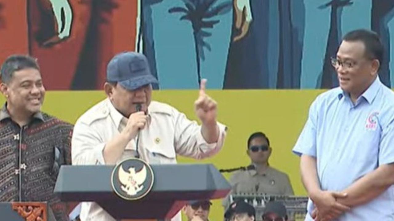 Prabowo hadiri peringatan hari buruh di Monas