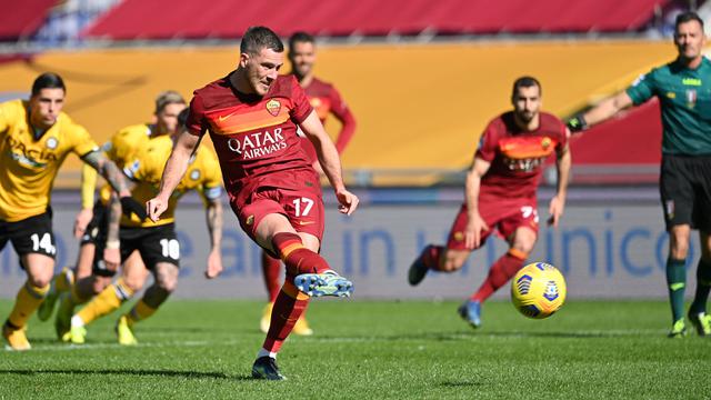 FOTO: Gulung Udinese 3-0, AS Roma Tikung Juventus di Posisi 3