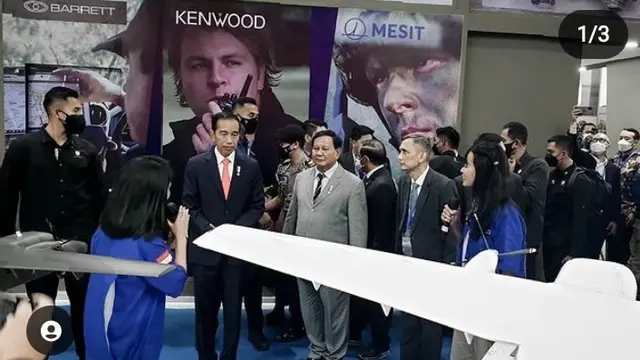PT Dirgantara Indonesia (PTDI) memperkenalkan model pesawat N219 amphibi
