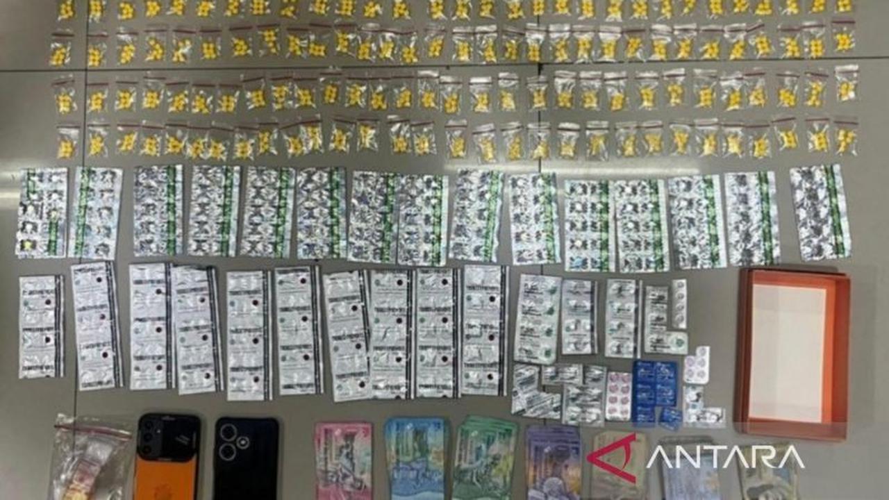 Polres Metro Jakarta Pusat Bongkar Peredaran Obat Keras Ilegal Berkedok Toko Kosmetik