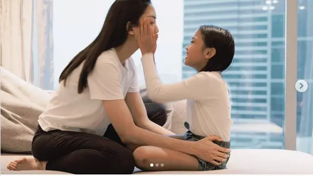 Ririn Dwi Ariyanti bersama dengan anak-anaknya