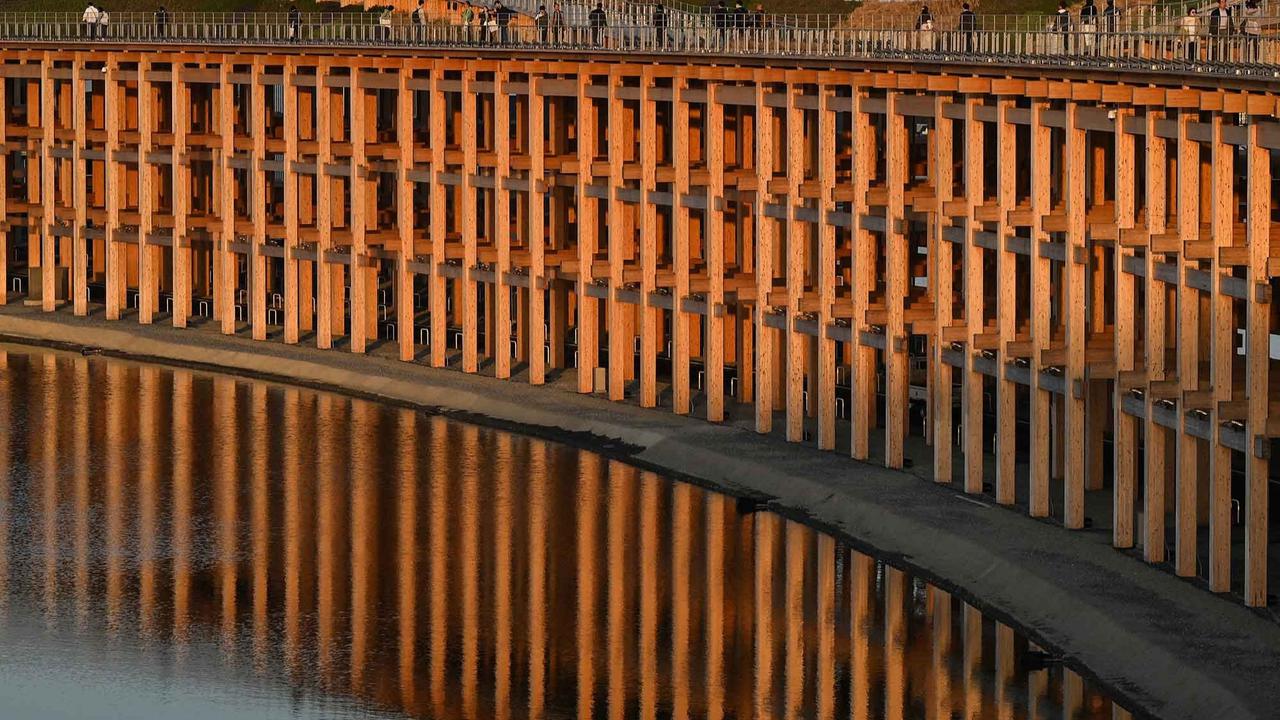 FOTO: Melihat Bangunan Struktur Kayu Terbesar di Dunia pada Perhelatan World Expo Osaka 2025