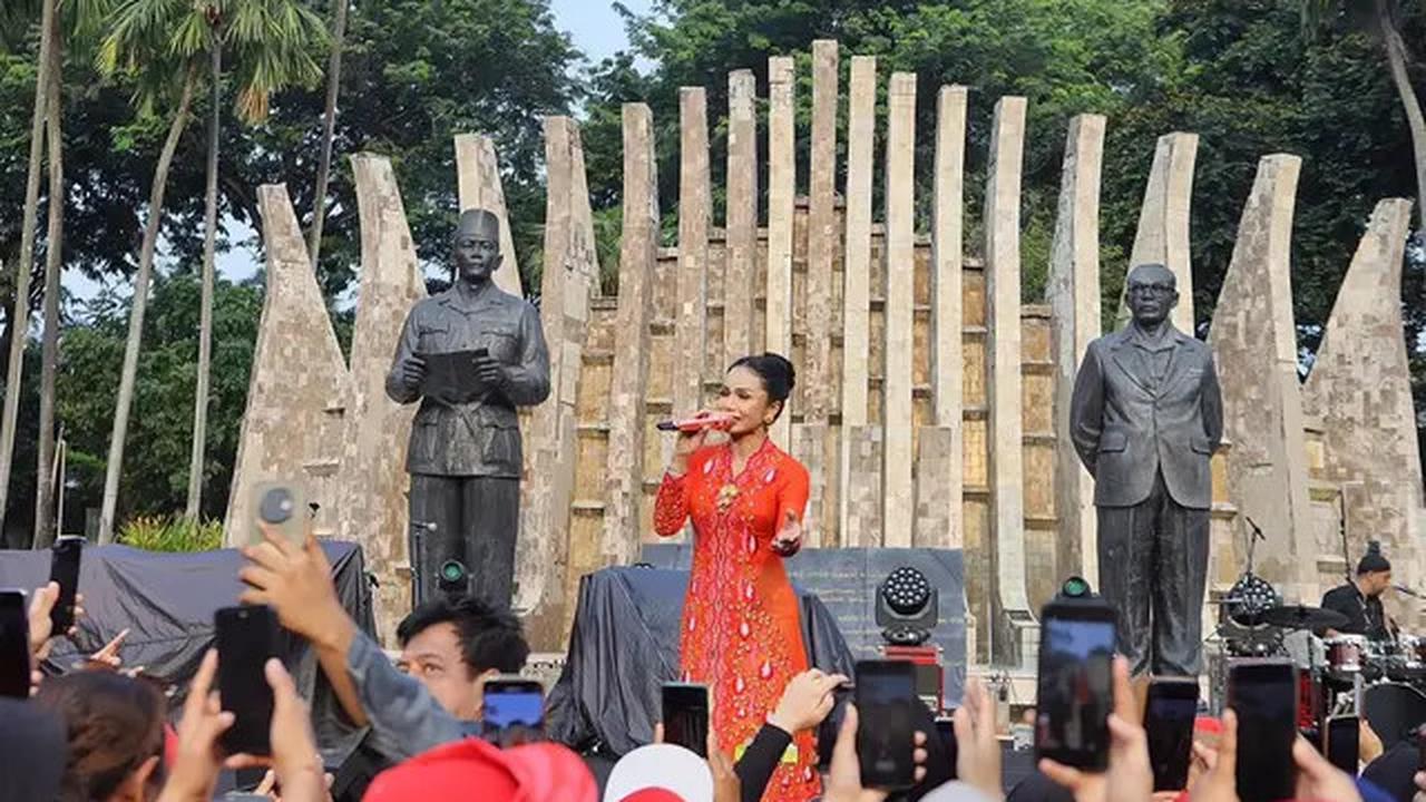 6 Potret Krisdayanti Manggung di Bung Karno Fest 2026, Sekaligus Sambut HUT Ke-499 Jakarta