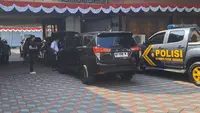 Tiga Koper Dibawa KPK dari Kantor Bupati Sukoharjo