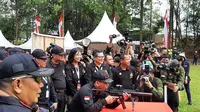 Ketika Para Pemred Media Ikut Lomba Menembak dengan Kapolri