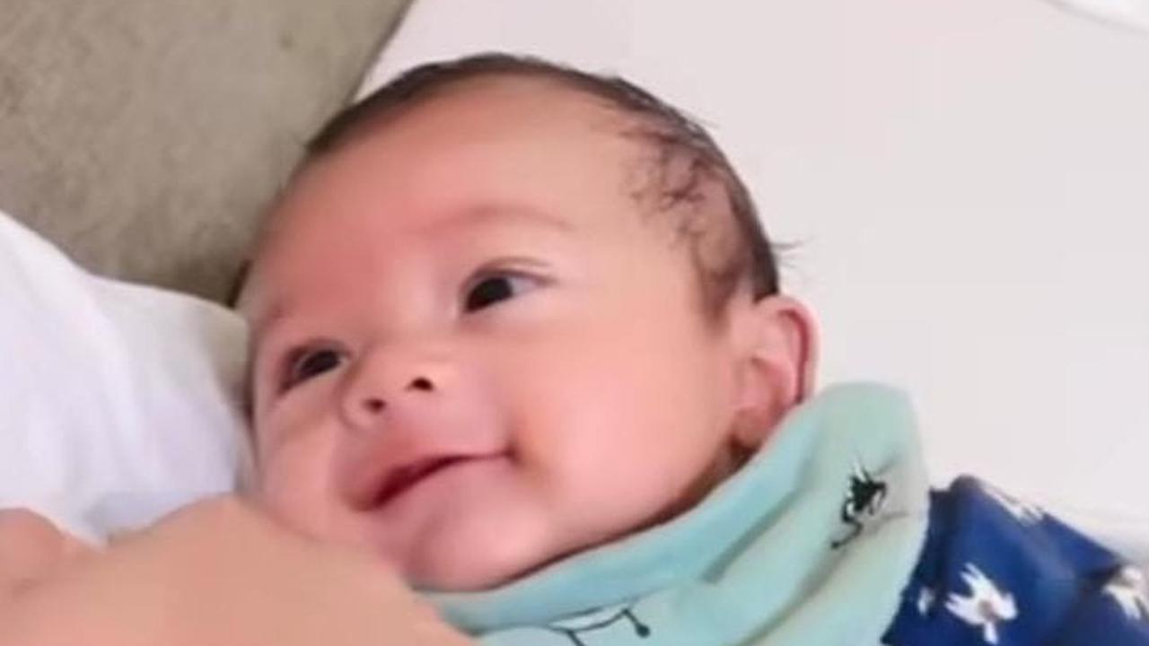 Archie yang lucu dan pintar itu memang sekali berhasil membuat gemas.