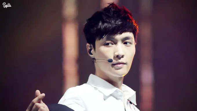 [Bintang] Lay EXO