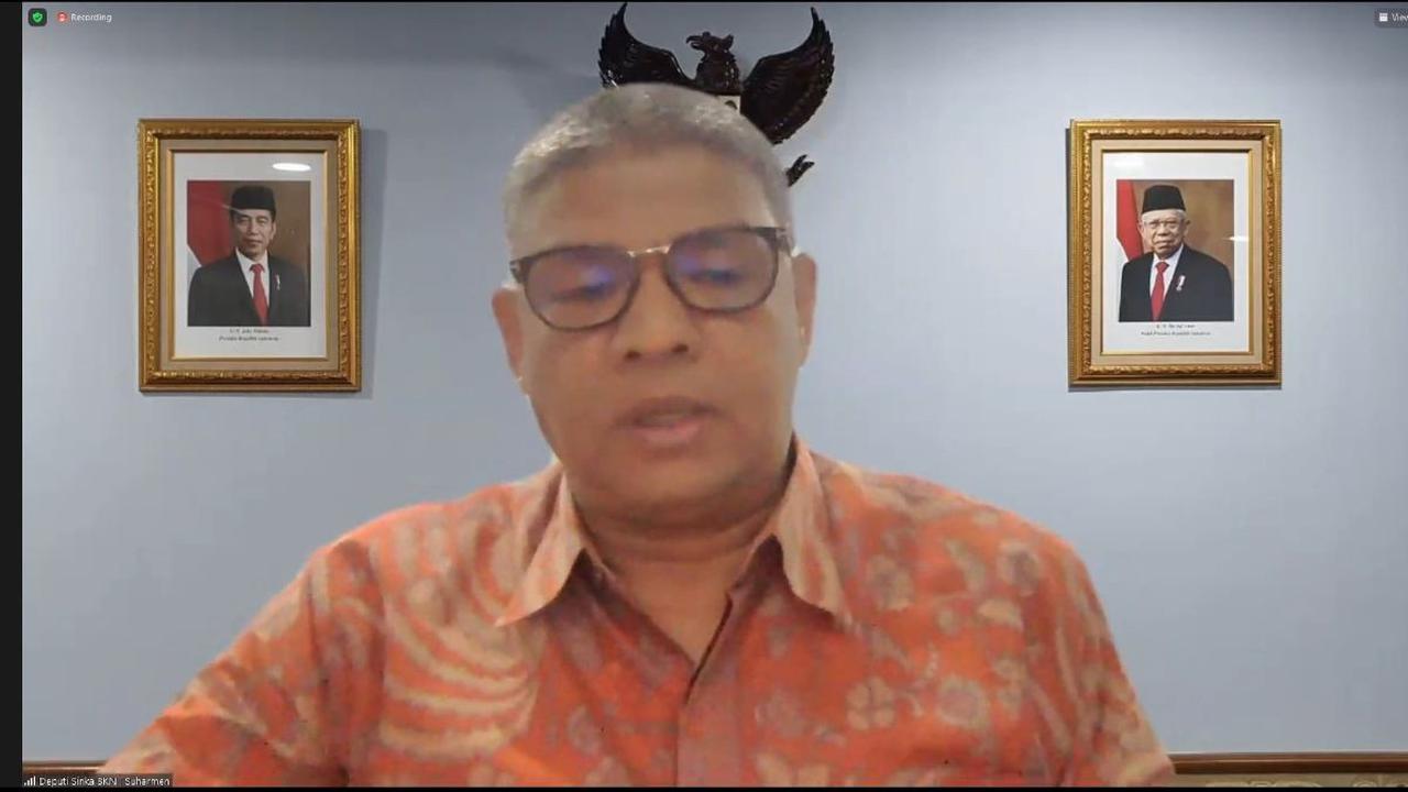 "Kepada mereka mereka yang menggunakan joki atau calo secara otomatis nomor induk kependudukan (NIK) akan langsung diblokir secara permanen,"&nbsp;