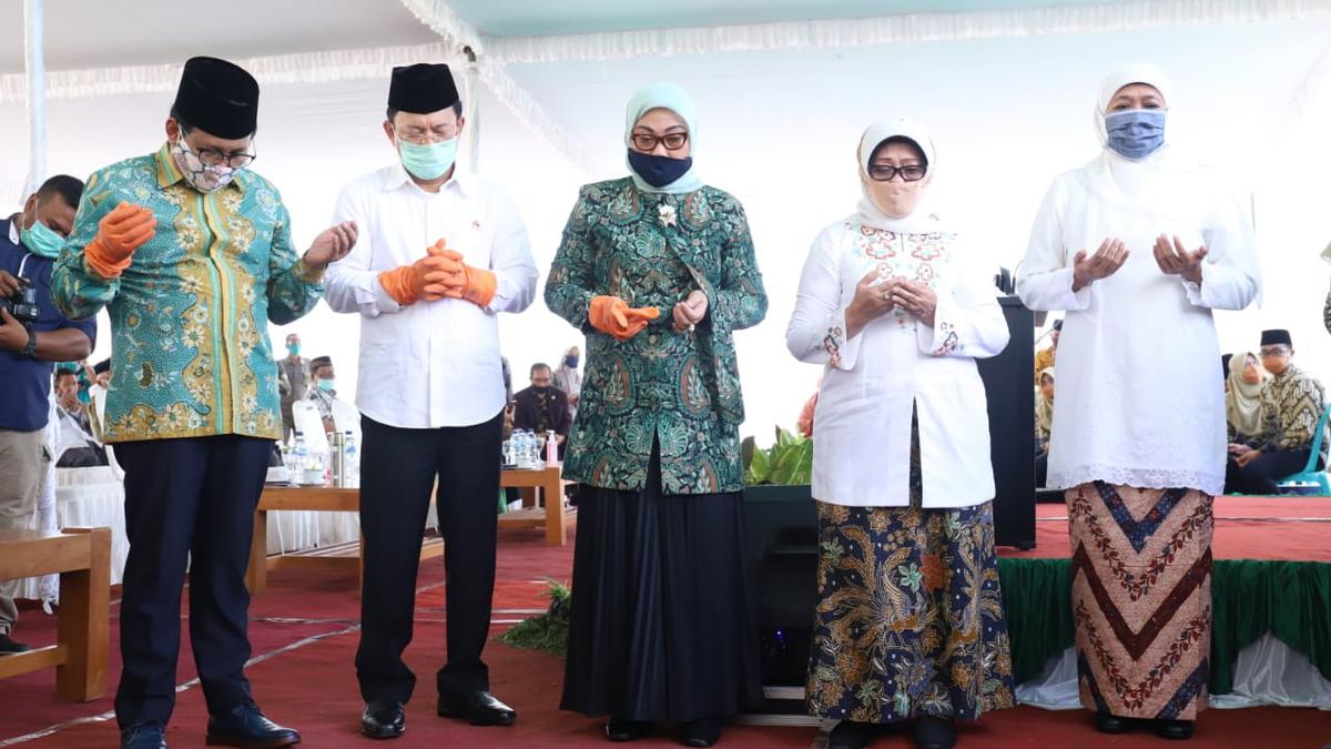 Tingkatkan Kompetensi Warga Pesantren Menaker Ida Tingkatkan Blk