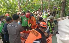 Tim Gabungan Evakuasi Lansia Purbalingga Meninggal di Pohon Kelapa Setinggi 15 Meter