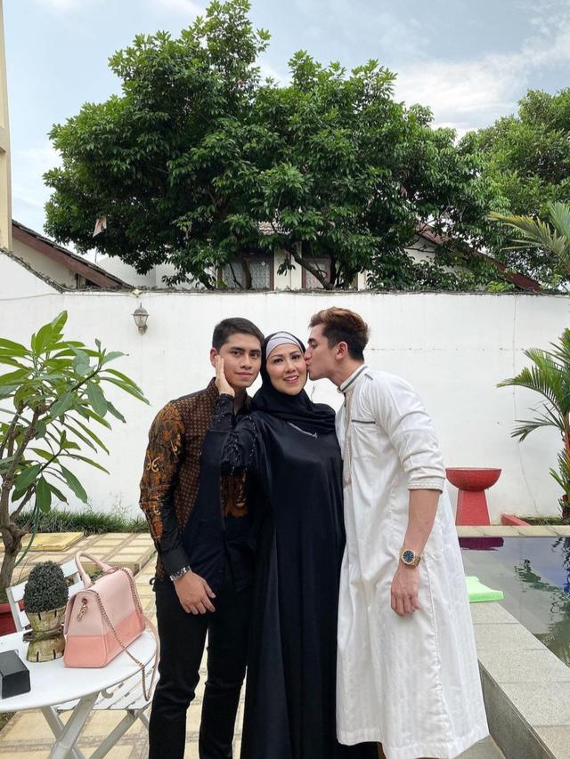 Verrell dan Athalla Bodyguard Venna Melinda saat Menjanda