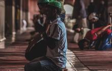 70 Pantun Agama Islam Lucu, Menghibur Sekaligus Menebar Ilmu