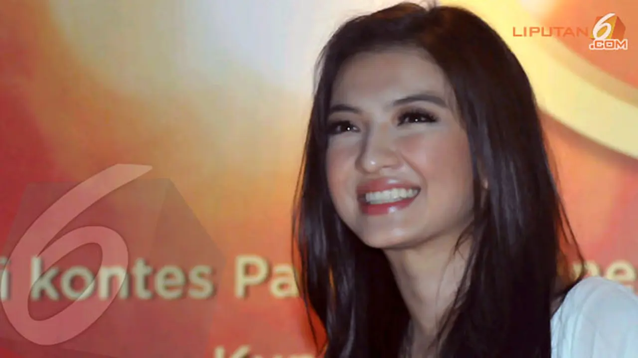 aktris-raline-shah-131023b.jpg
