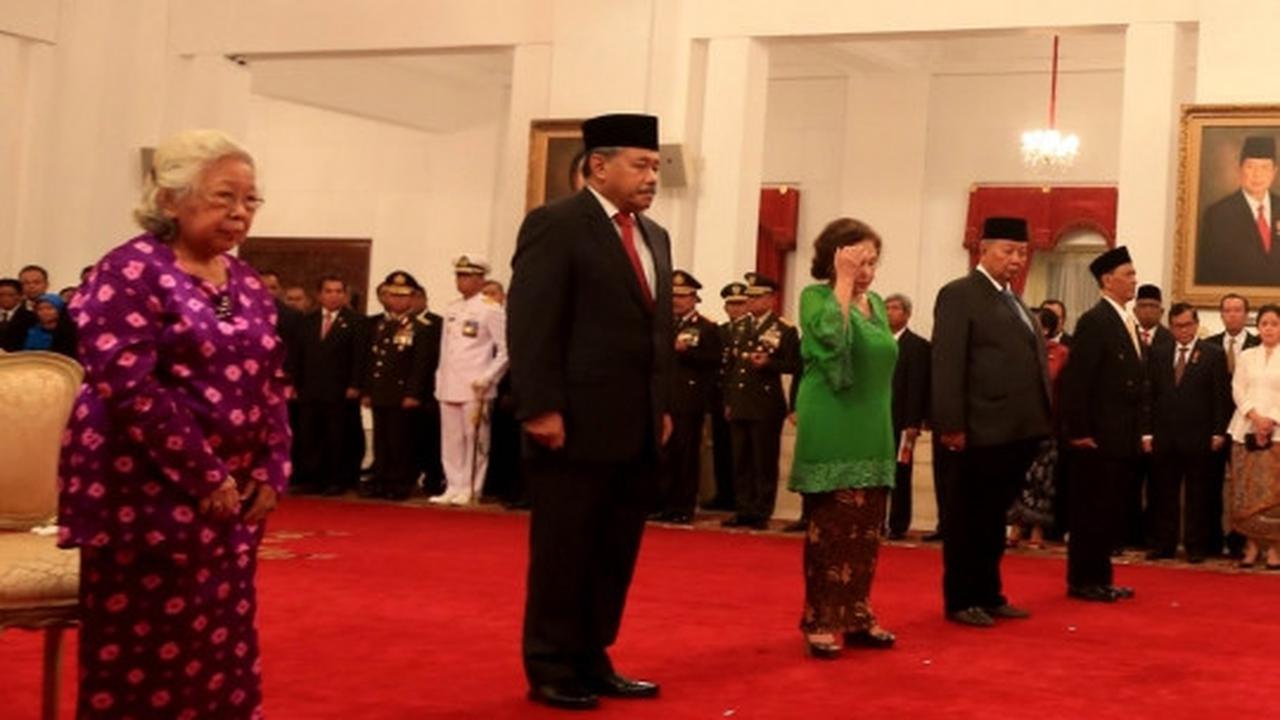 Jokowi anugerahkan gelar pahlawan nasional kepada lima tokoh berjasa
