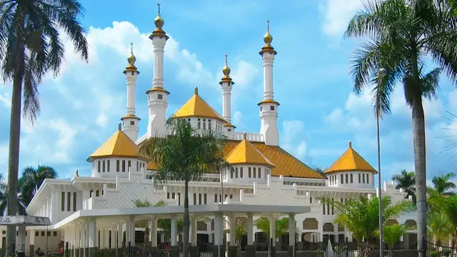 Sejarah Masjid Agung Tasikmalaya, Lengkap dengan Arsitektur dan Lokasinya