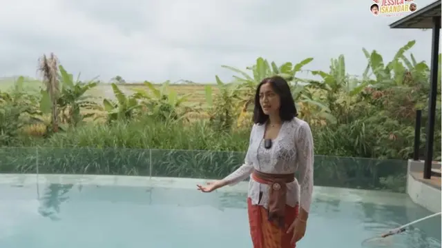 Jessica Iskandar dengan rumah barunya di Bali