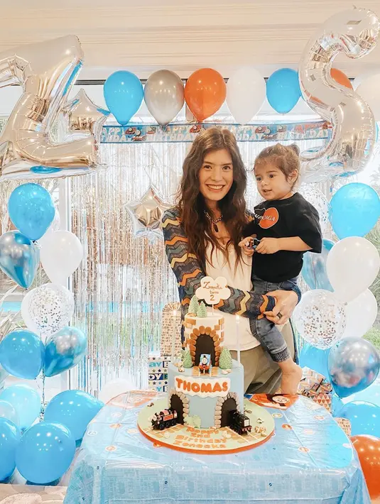 Carissa Puteri (Instagram/carissa_puteri)