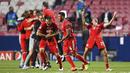Para pemain Bayern Munchen melakukan selebrasi usai menjuarai Liga Champions di Stadion The Luz, Portugal, Senin (24/8/2020). Bayern Munchen berhasil menjadi juara usai menaklukkan PSG 1-0. (David Ramos/Pool via AP)