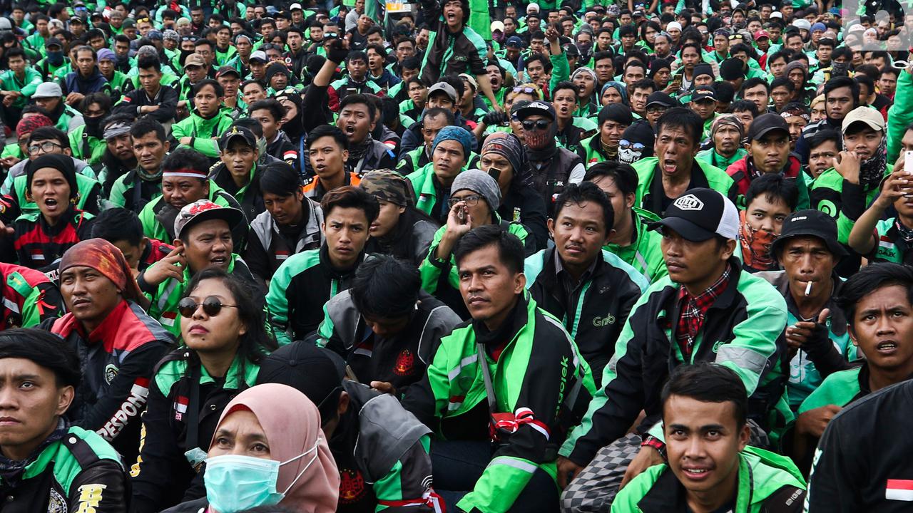 Sejarah Ojek di Indonesia, Mulanya ‘Ngobyek’
