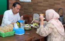 Dua Hari Setelah Pensiun, Momen 'Pacaran' Jokowi dan Iriana Makan Sate Nikmat Banget