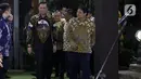 Setibanya di Puri Cikeas, Ketua Umum Partai Golkar, Airlangga Hartarto langsung bertemu dengan Ketua Majelis Tinggi Partai Demokrat, Susilo Bambang Yudhoyono (SBY). (Liputan6.com/Helmi Fithriansyah)