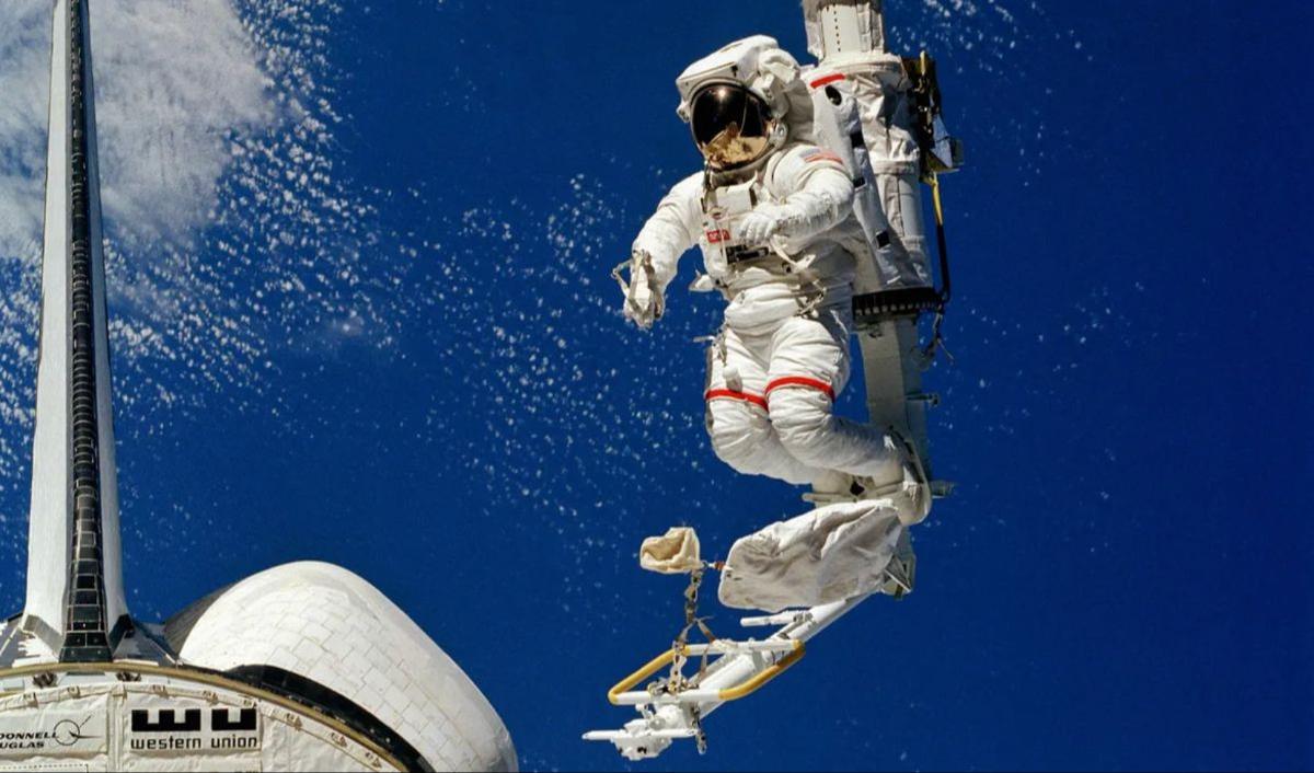 Setelah tiga bulan berada di Bumi sesudah kepulangan mereka, tidak ada satupun astronot yang melaporkan sakit kepala lagi.&nbsp;