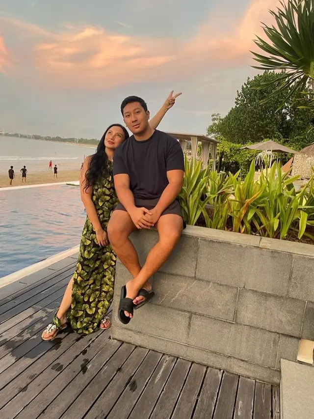 Darma Mangkuluhur dan Bobby Tonelli