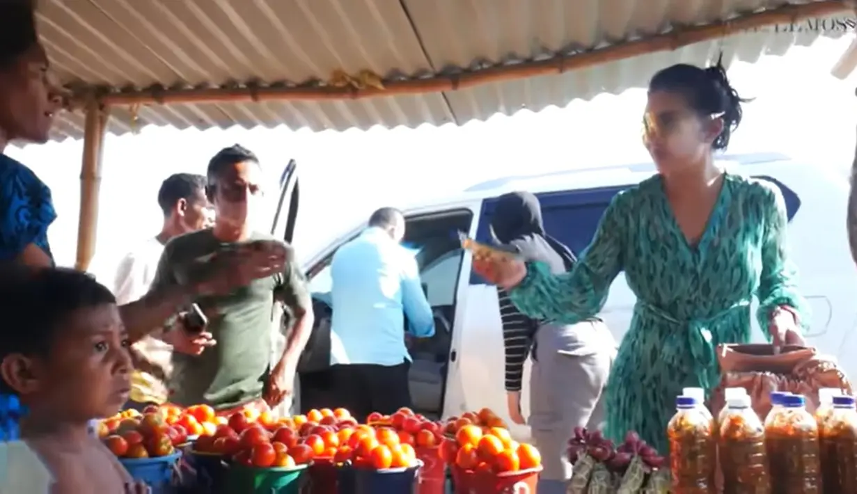 Momen tersebut juga dibagikan melalui kanal YouTube The Lemos Family yang diunggah pada 27 Oktober lalu. [Youtube/The Lemos Family]