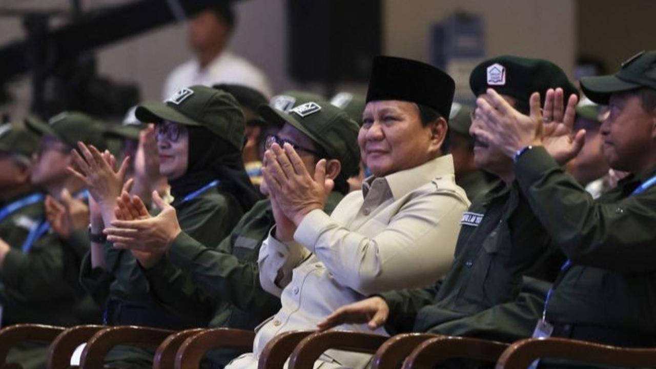 VIDEO: Menyala Prabowo Pidato sampai Batuk "Saya 74 tahun, Tak Mau Kalah dengan 34 tahun"
