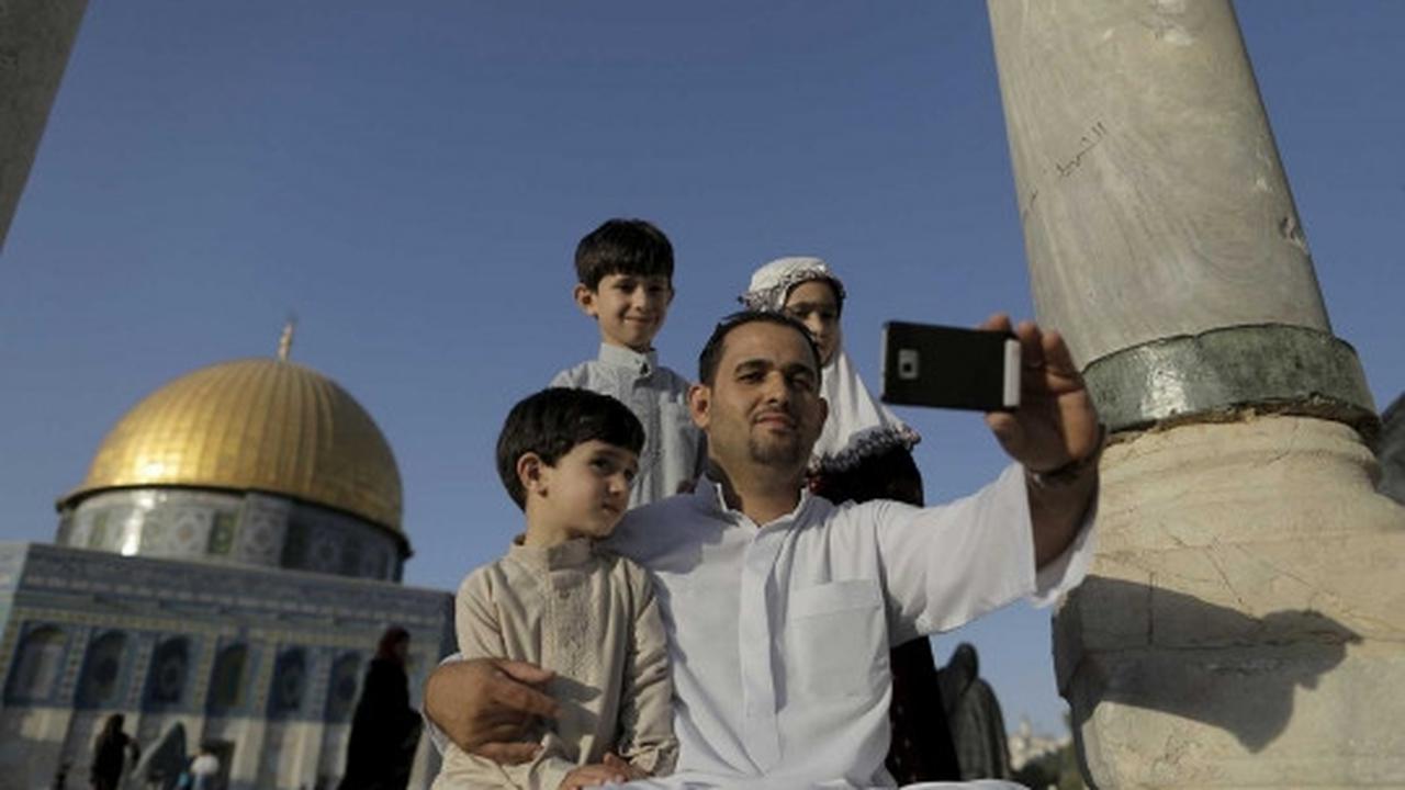 Ramadan, demam selfie mewabah di Kubah Batu Yerusalem