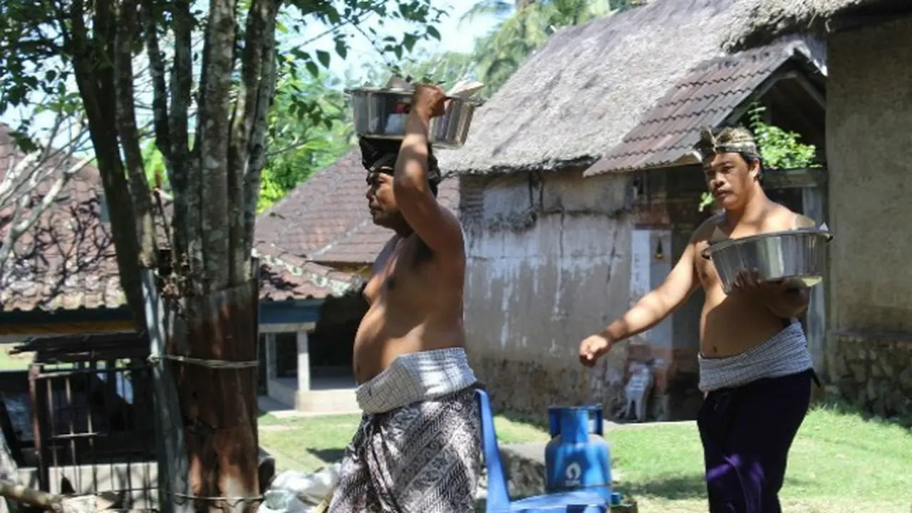 Nampah Dandan Beling, Tradisi di Bali