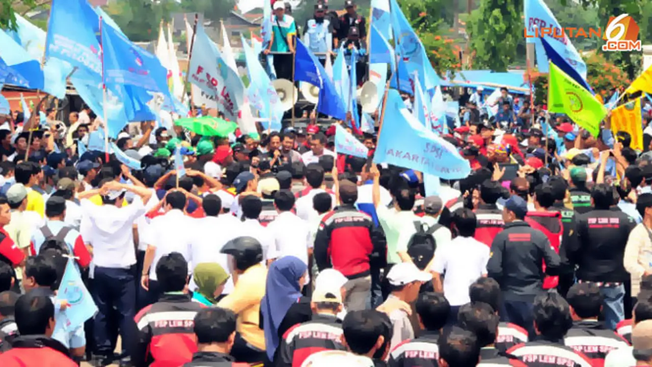 buruh-berdarah-131101b.jpg