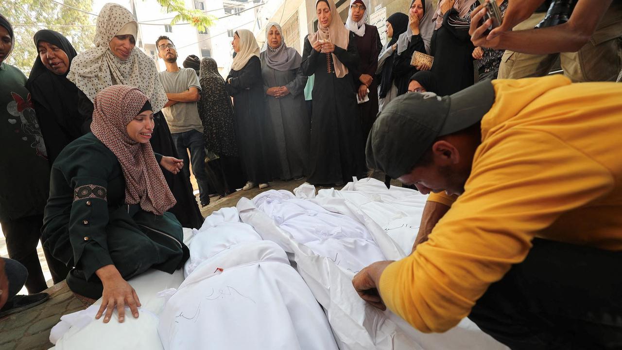 FOTO: Kebiadaban Israel Serang Gaza di Hari Kedua Idul Adha, Sedikitnya 34 Warga Tewas