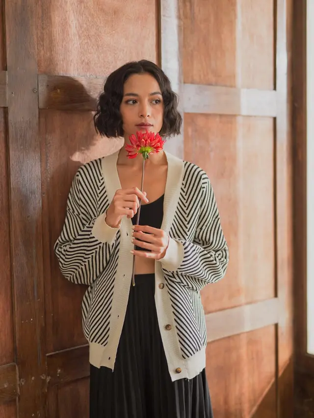 Putri Marino x This Is April